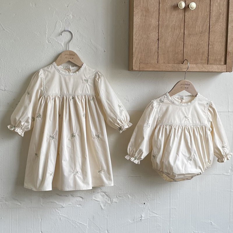 小さな女の子のための家族のマッチングドレス,姉妹の衣装,姉妹 - Baby Clothing Patterns のレビューと価格